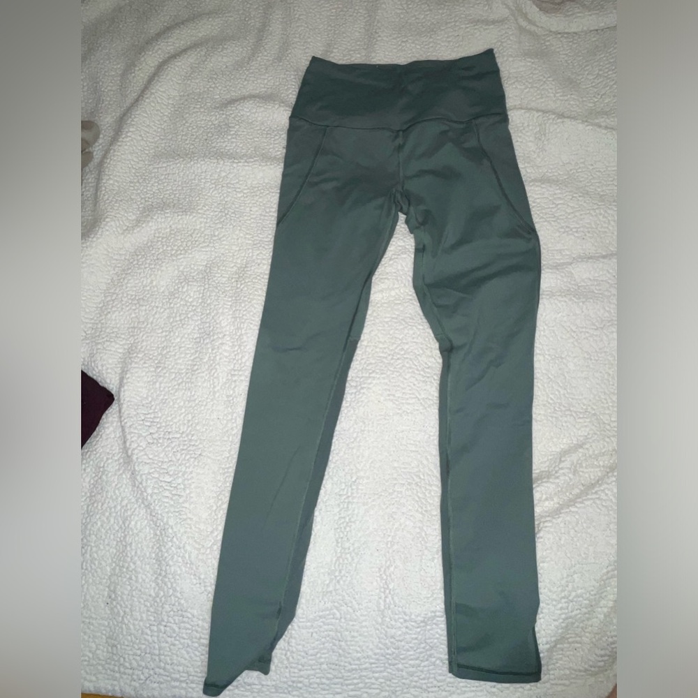 Victoria Secret Knock Out Leggings Size Small